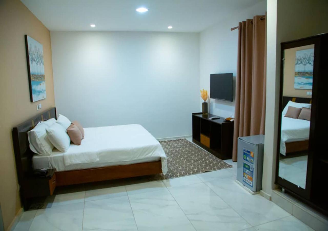 Onyx Hotel Yamoussoukro Exterior foto